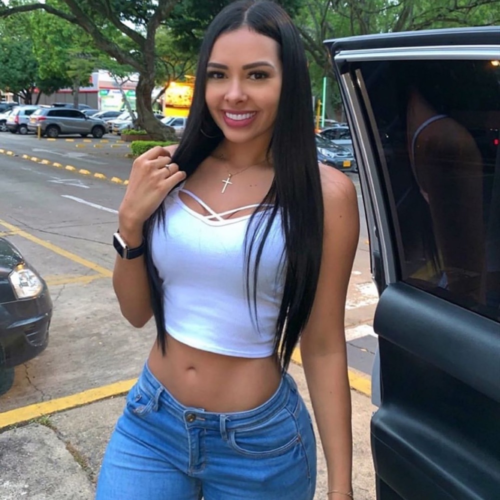 Meet your Posher, Nadia